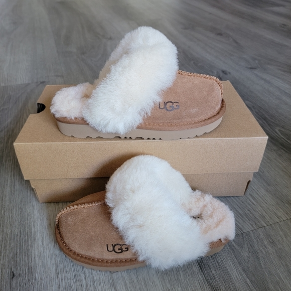 UGG Other - SOLD